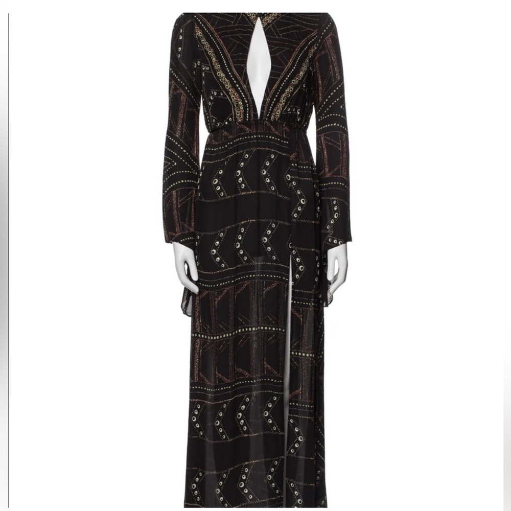 Stone Cold Fox Azzurra Gown in
Art Deco